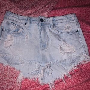 Distressed jean shorts medium